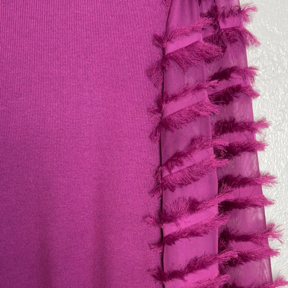 Sioni Magenta Fringed Sleeve Sweater Size L - Picture 4 of 7